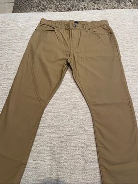 GAP Slim Fit Khaki Chino Pants Men’s 34x32 Cotton Casual Workwear